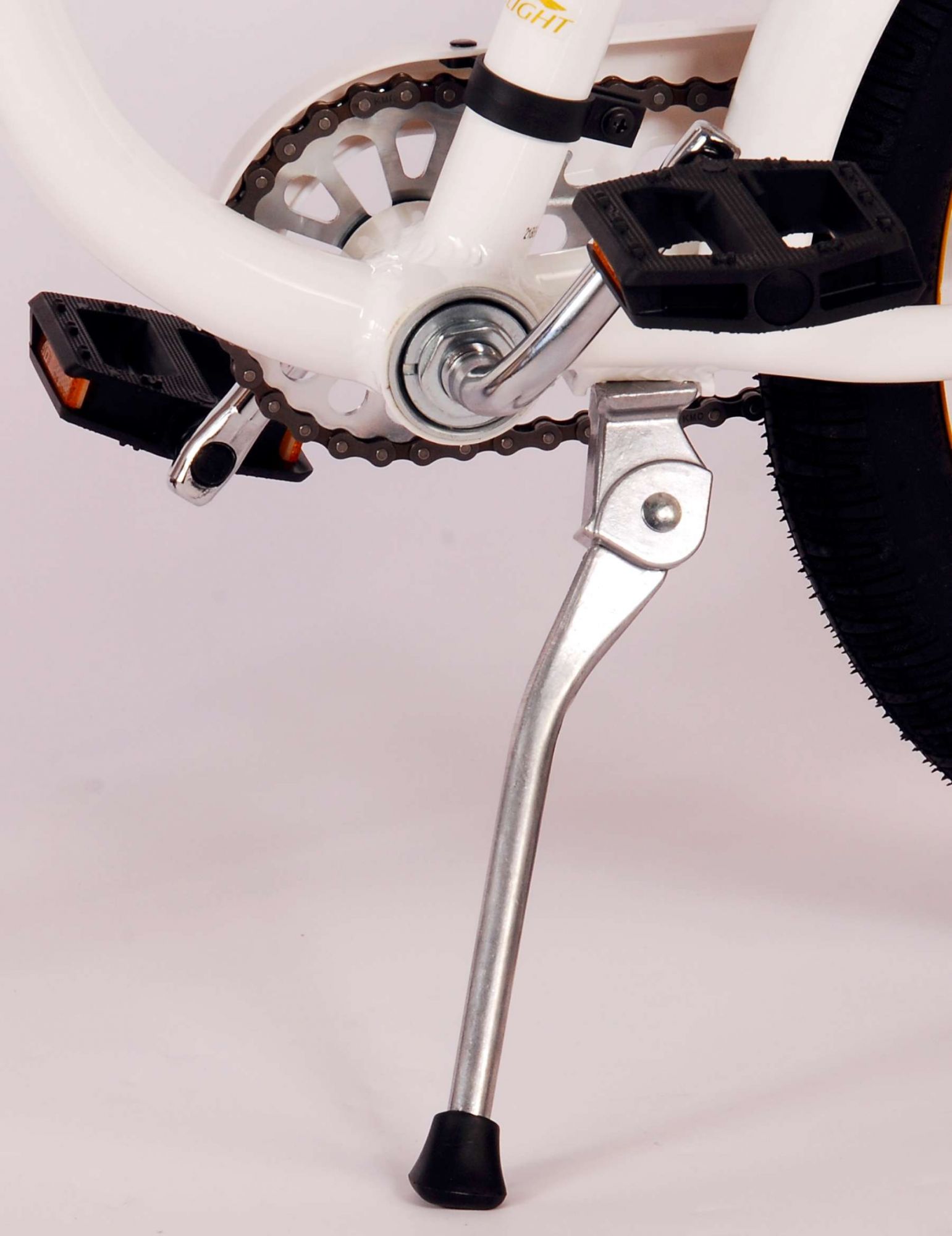 Miracle_18_inch-14-W1800_th9k-on