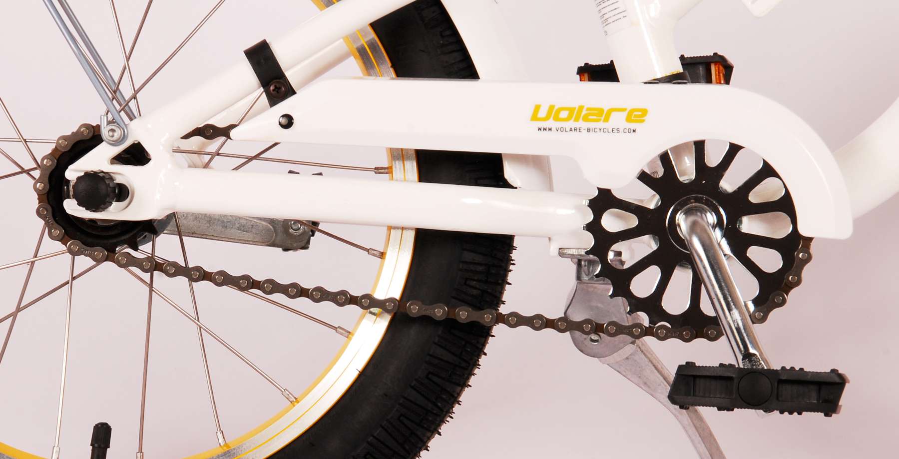 Miracle_Cruiser_-_wit_-_16_inch_-_5-W1800