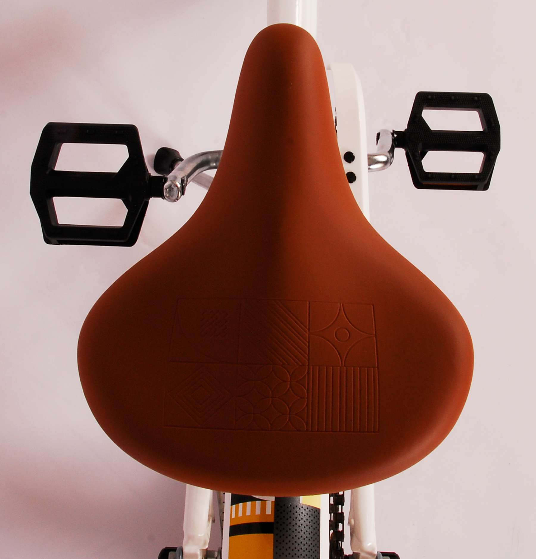 Miracle_Cruiser_-_wit_-_16_inch_-_8-W1800