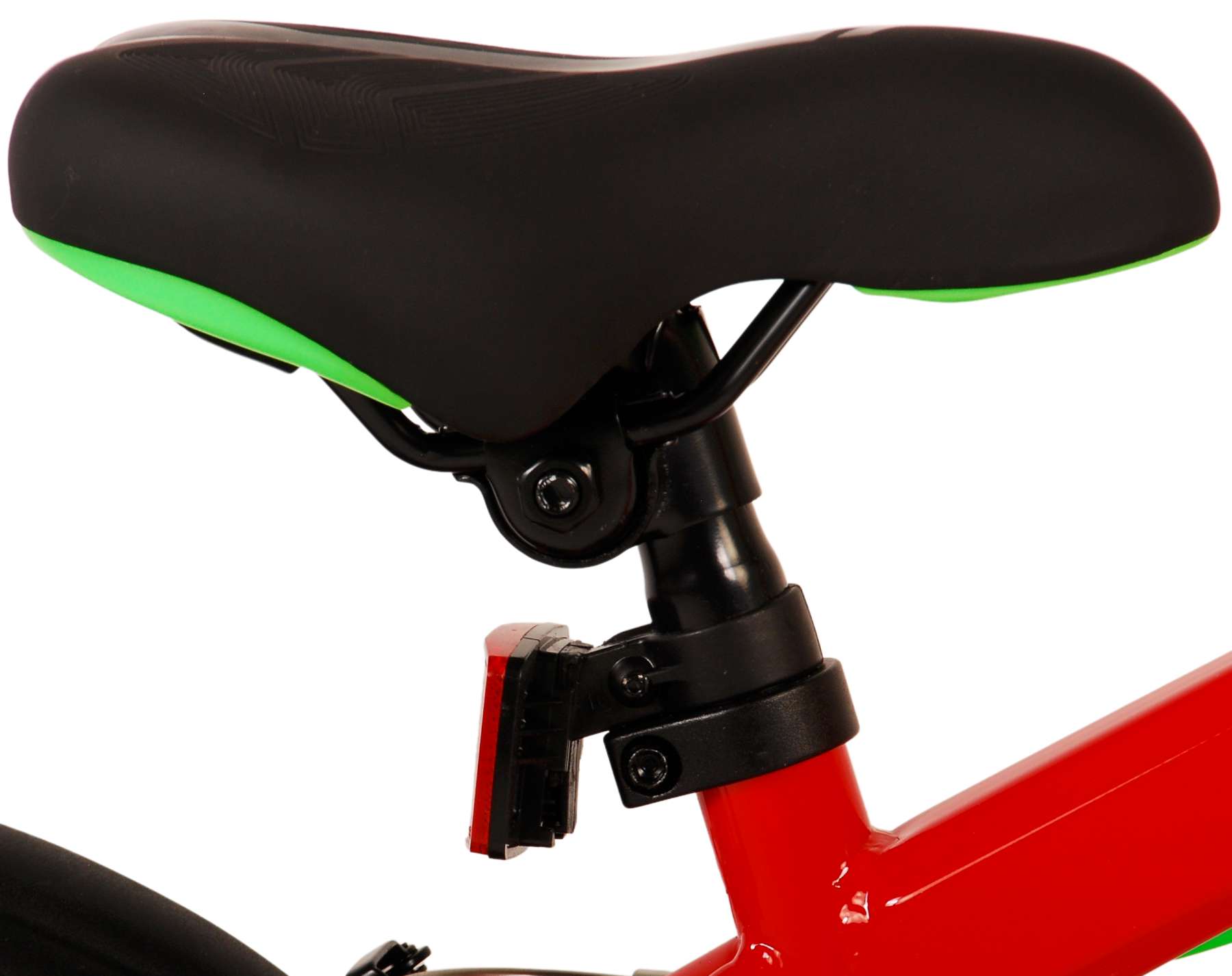 Rocky_12_inch_Rood_-_7-W1800